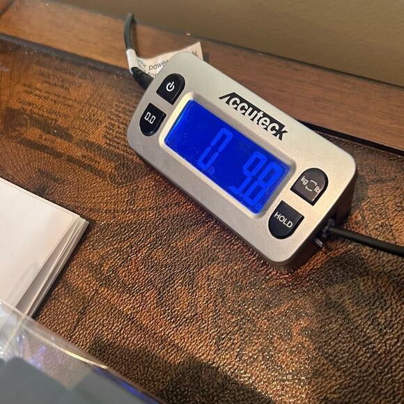 NFL Team Apparel Hoodie Kids M 5/6 Blue Seattle Seahawks Kangaroo Pockets Hoodie - Picture 11 of 12